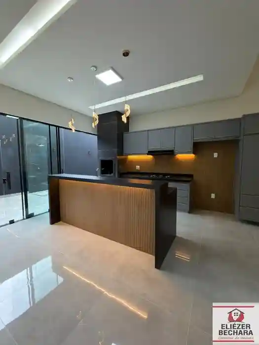Casa com 3 quartos à venda, 130m² — foto 2 de 17