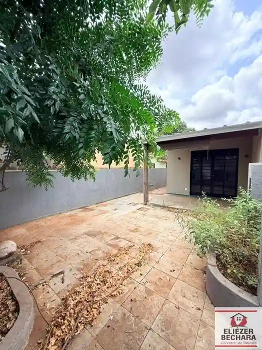 Casa com 4 quartos à venda, 220m² — foto 12 de 37