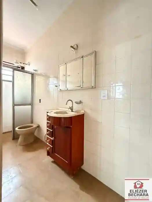 Casa com 4 quartos à venda, 220m² — foto 32 de 37