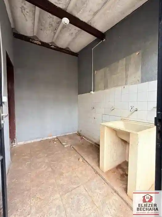 Casa com 4 quartos à venda, 220m² — foto 11 de 37