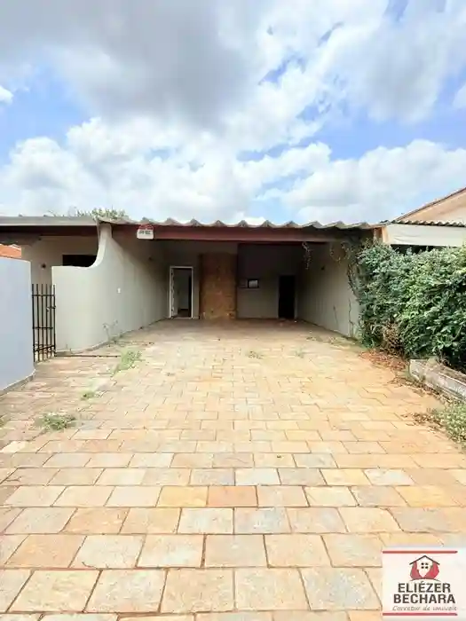 Casa com 4 quartos à venda, 220m² — foto 35 de 37