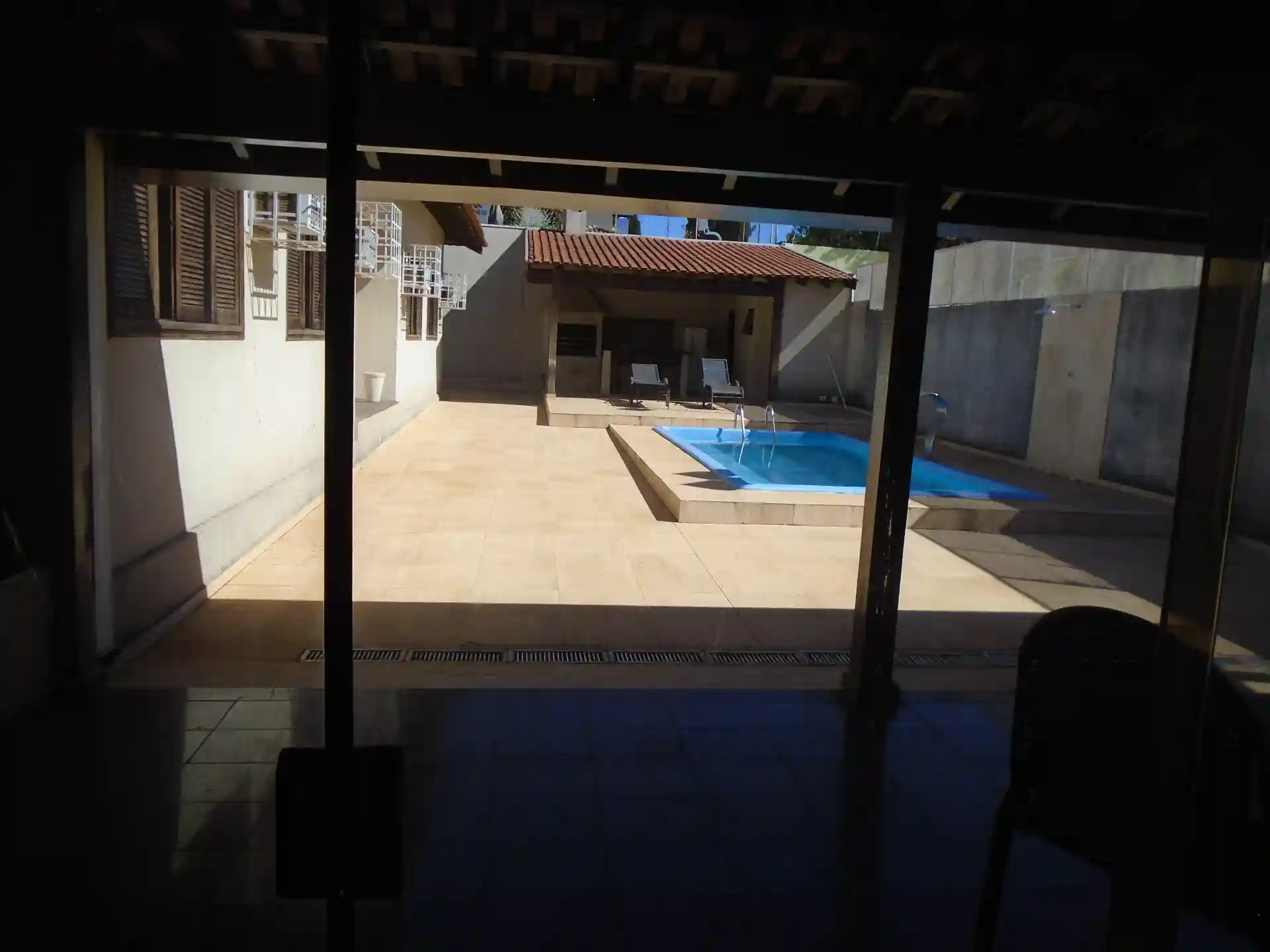 Casa com 6 quartos para aluguel, 547m² — foto 6 de 22