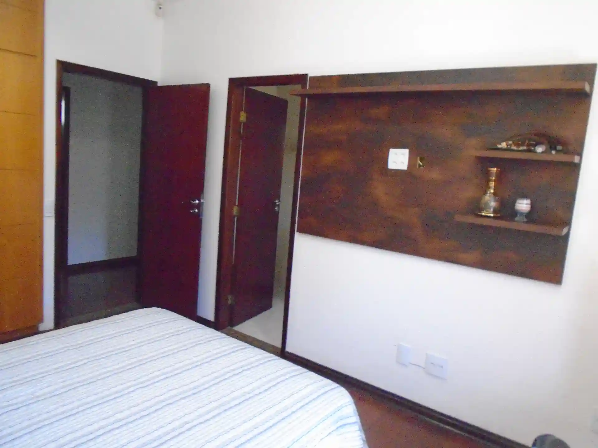 Casa com 6 quartos para aluguel, 547m² — foto 18 de 22