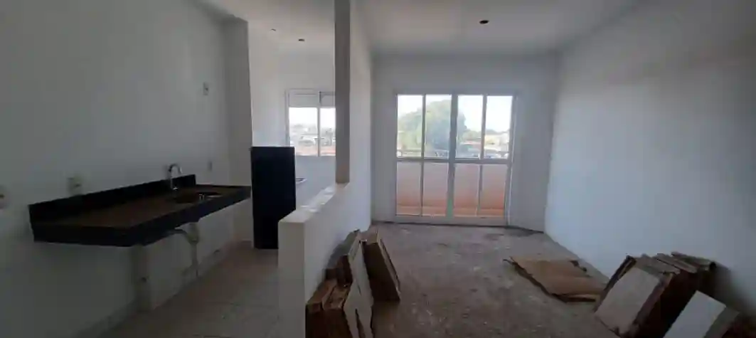 Apartamento com 2 quartos à venda, 70m² — foto 1 de 11
