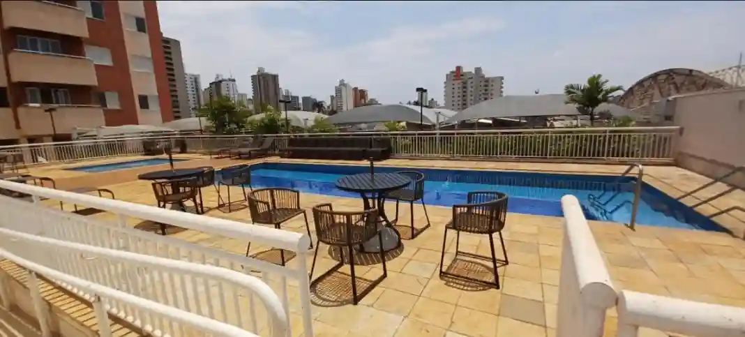 Apartamento com 2 quartos à venda, 70m² — foto 8 de 11