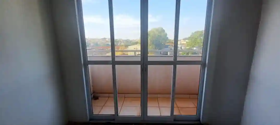 Apartamento com 2 quartos à venda, 70m² — foto 3 de 11