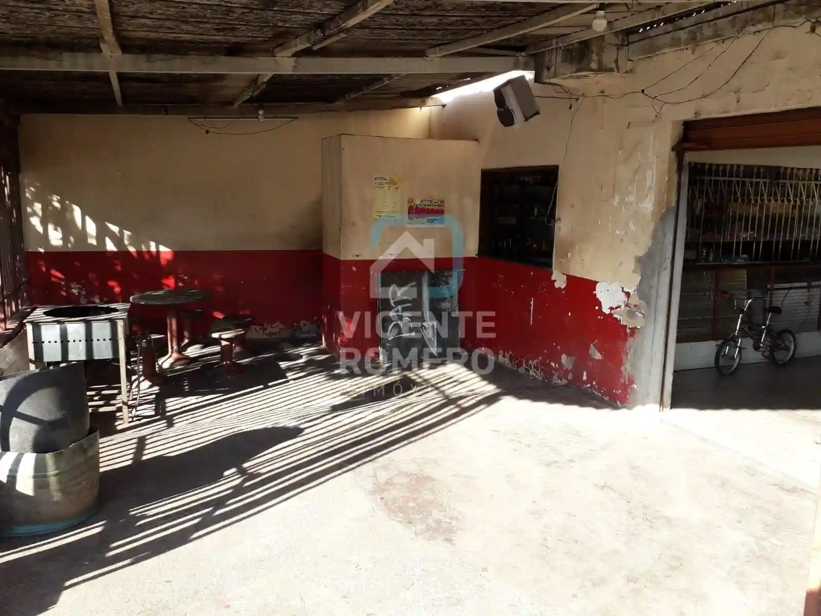 Casa com 2 quartos à venda, 243m² — foto 3 de 12