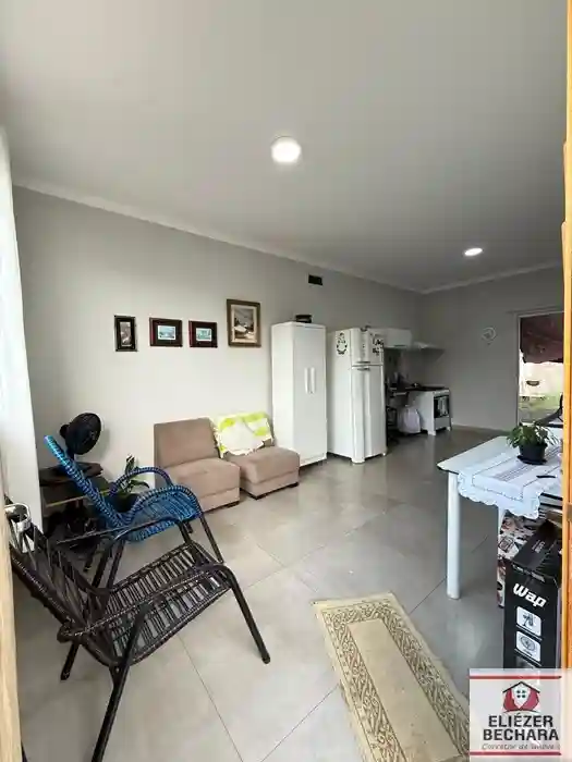 Casa com 2 quartos à venda, 70m² — foto 1 de 17