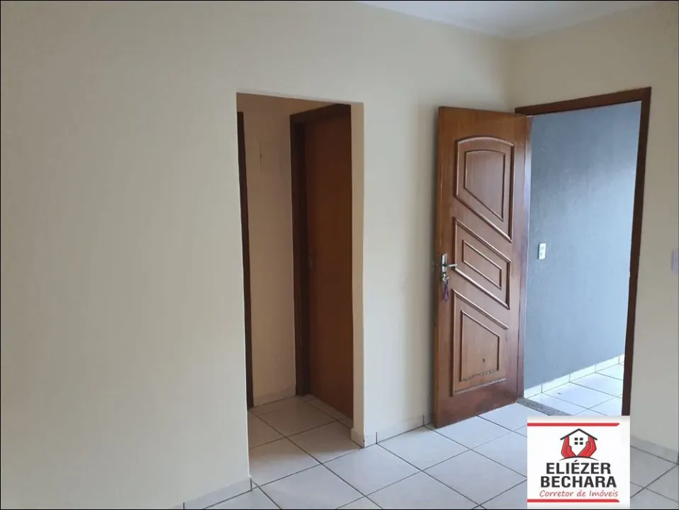 Casa à venda — foto 3 de 11