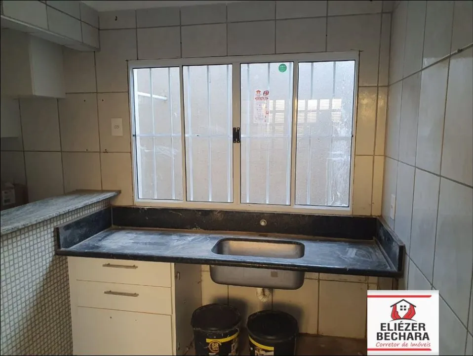 Casa à venda — foto 8 de 11