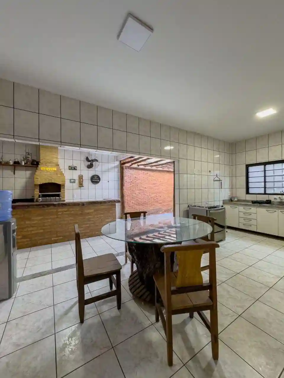 Casa com 3 quartos à venda, 212m² — foto 30 de 32