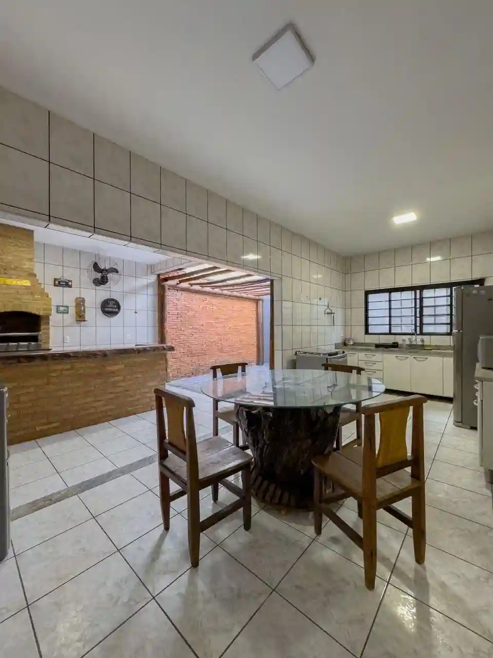 Casa com 3 quartos à venda, 212m² — foto 29 de 32