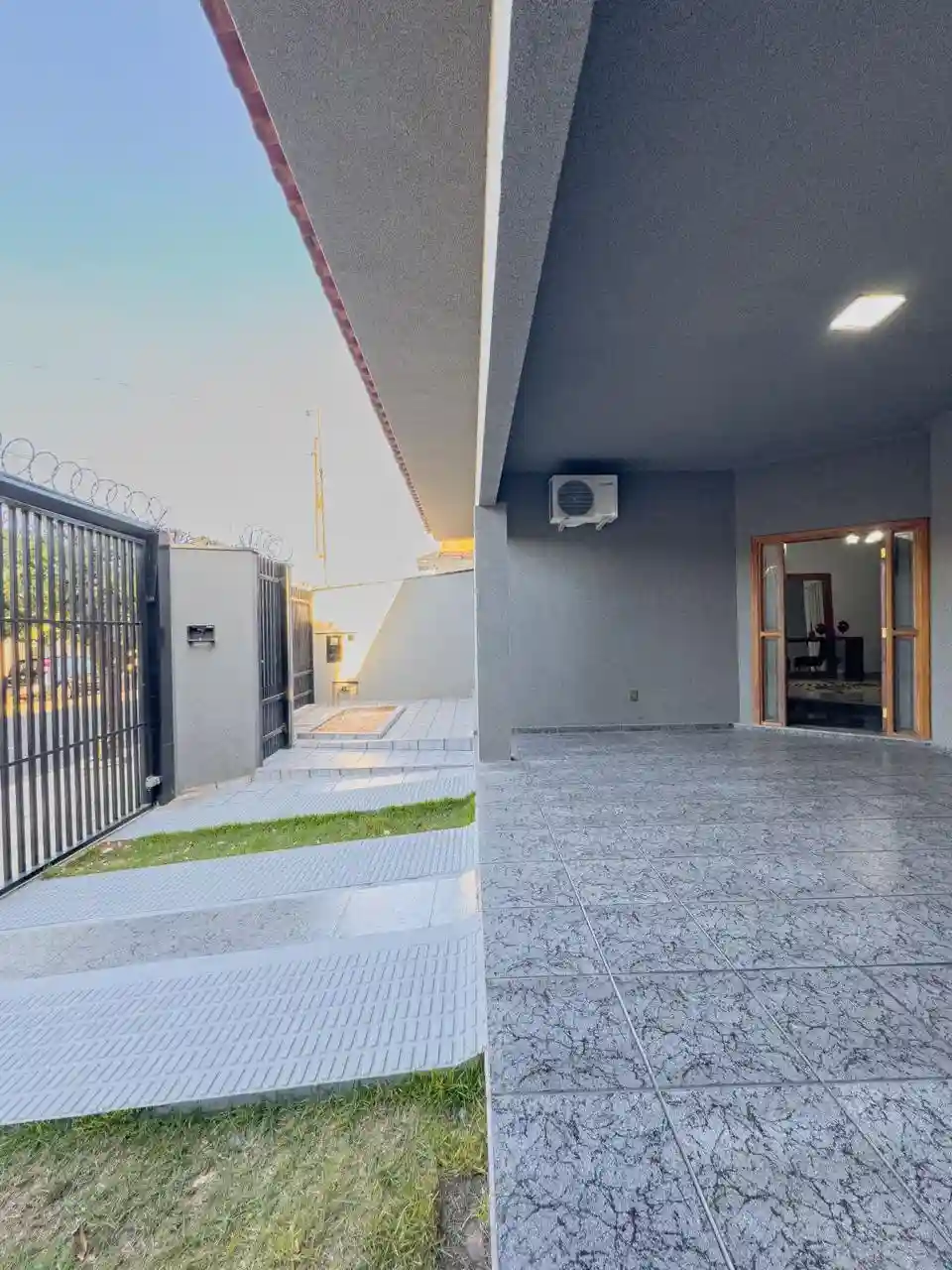 Casa com 3 quartos à venda, 212m² — foto 5 de 32