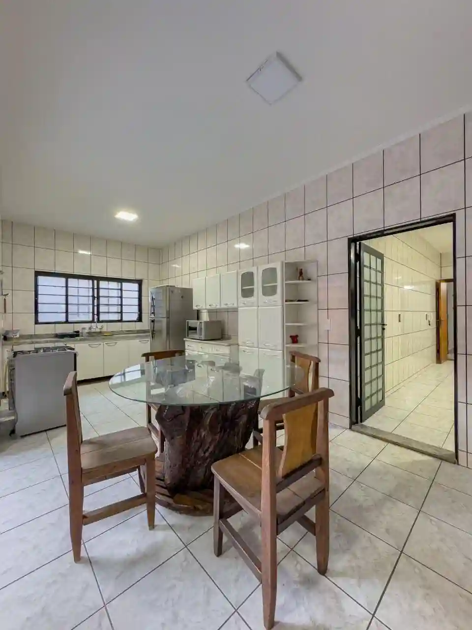 Casa com 3 quartos à venda, 212m² — foto 10 de 32