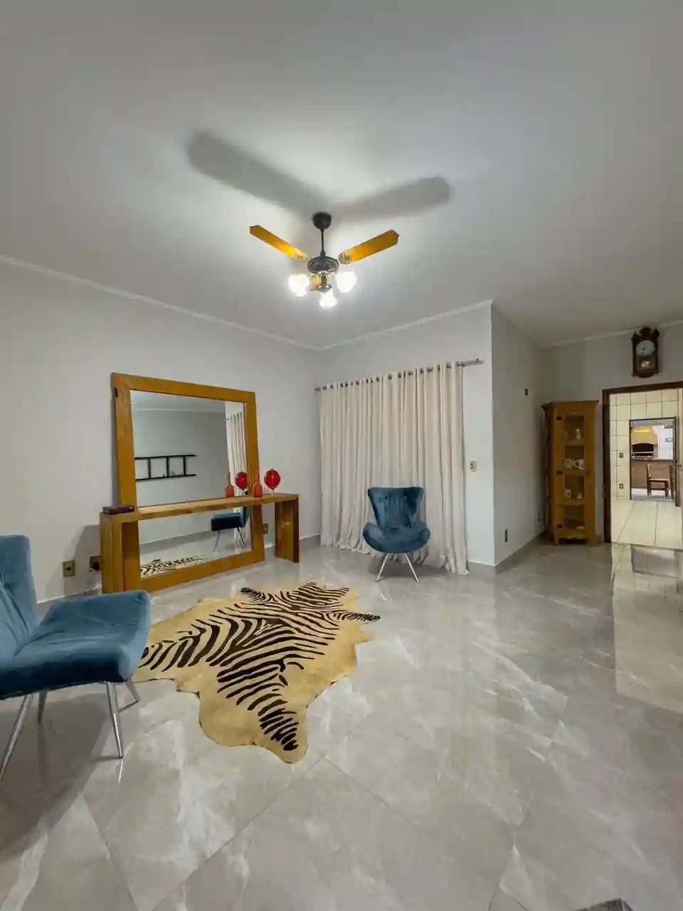 Casa com 3 quartos à venda, 212m² — foto 18 de 32