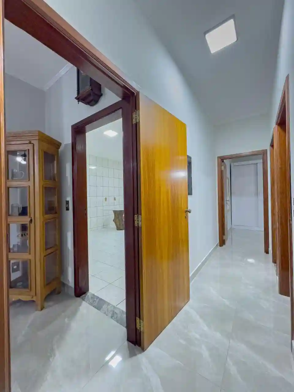 Casa com 3 quartos à venda, 212m² — foto 17 de 32