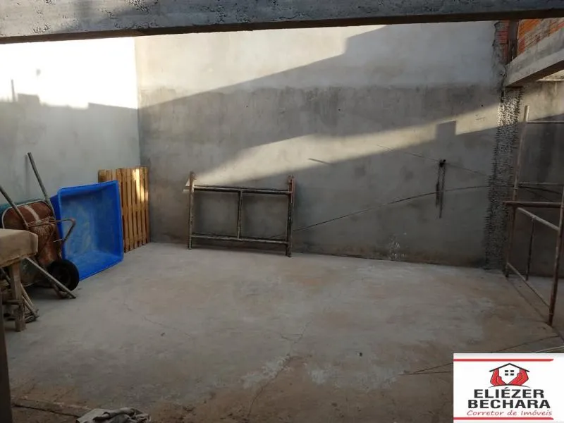 Casa à venda — foto 2 de 8