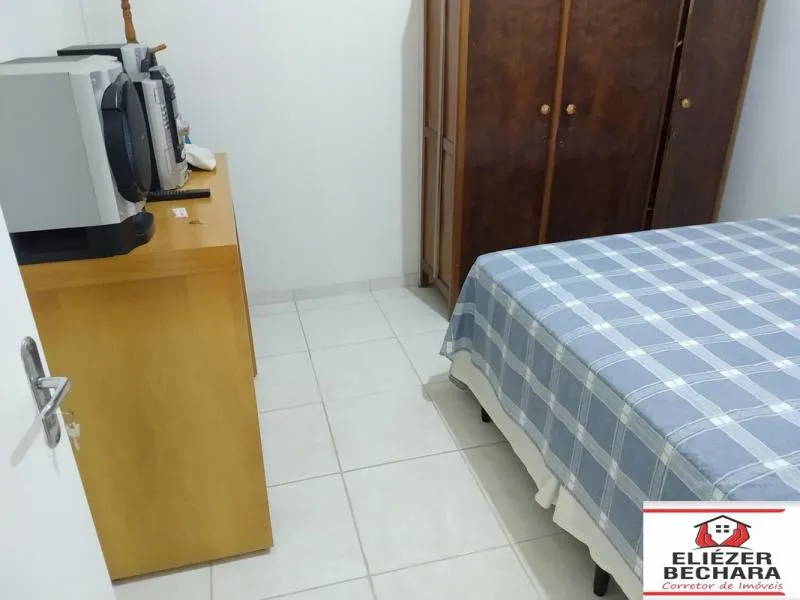 Casa à venda — foto 6 de 8