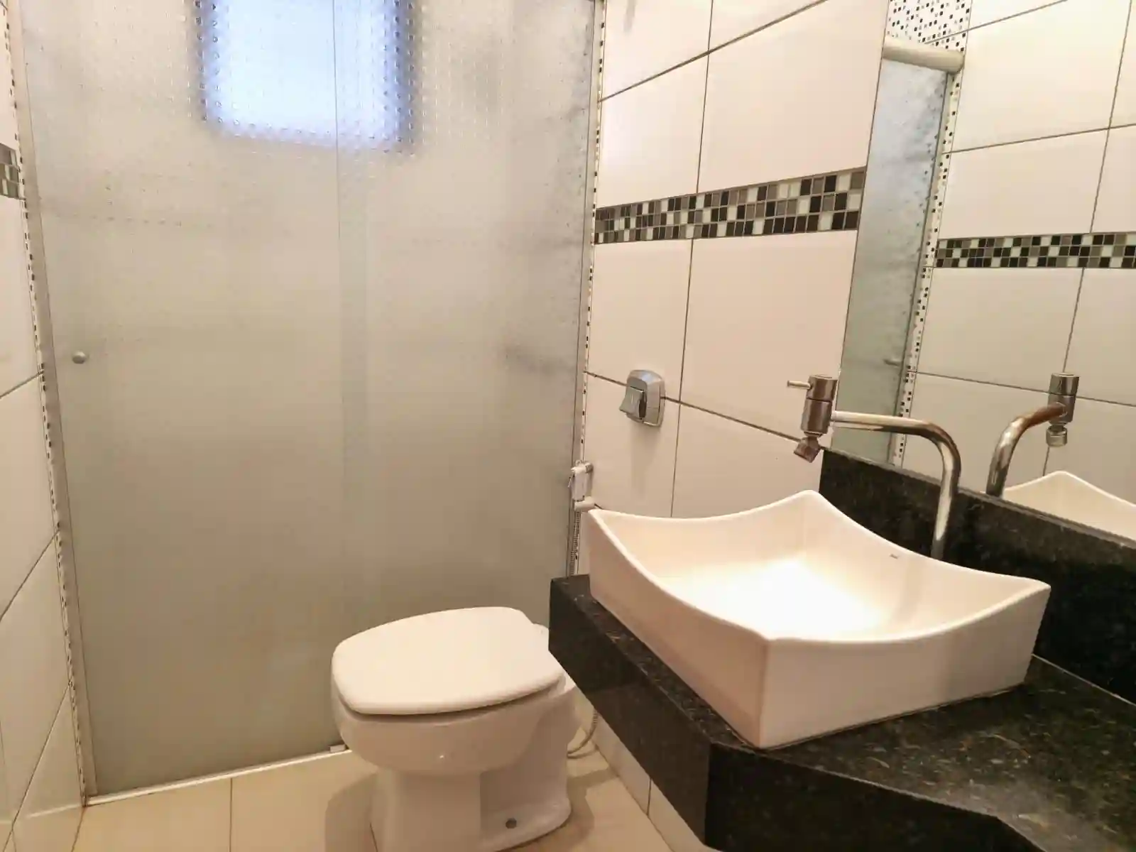 Casa com 3 quartos à venda, 200m² — foto 17 de 25