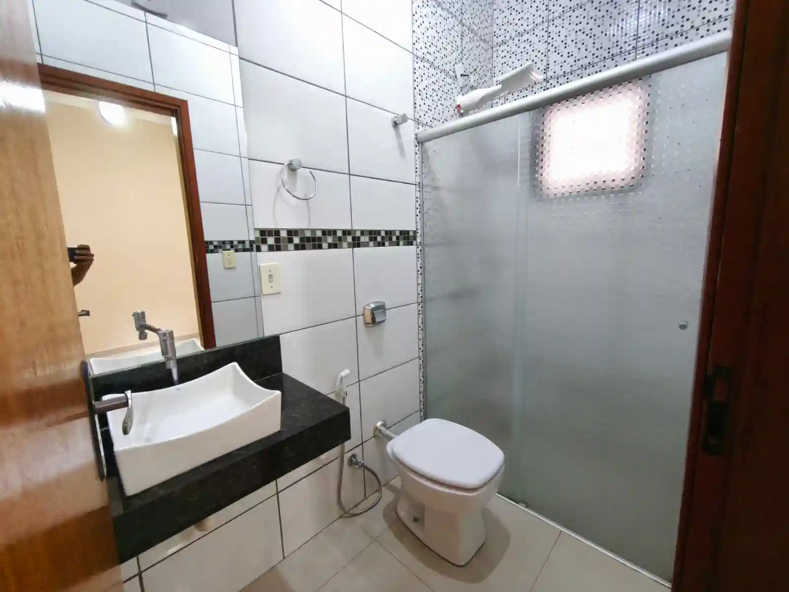 Casa com 3 quartos à venda, 200m² — foto 21 de 25