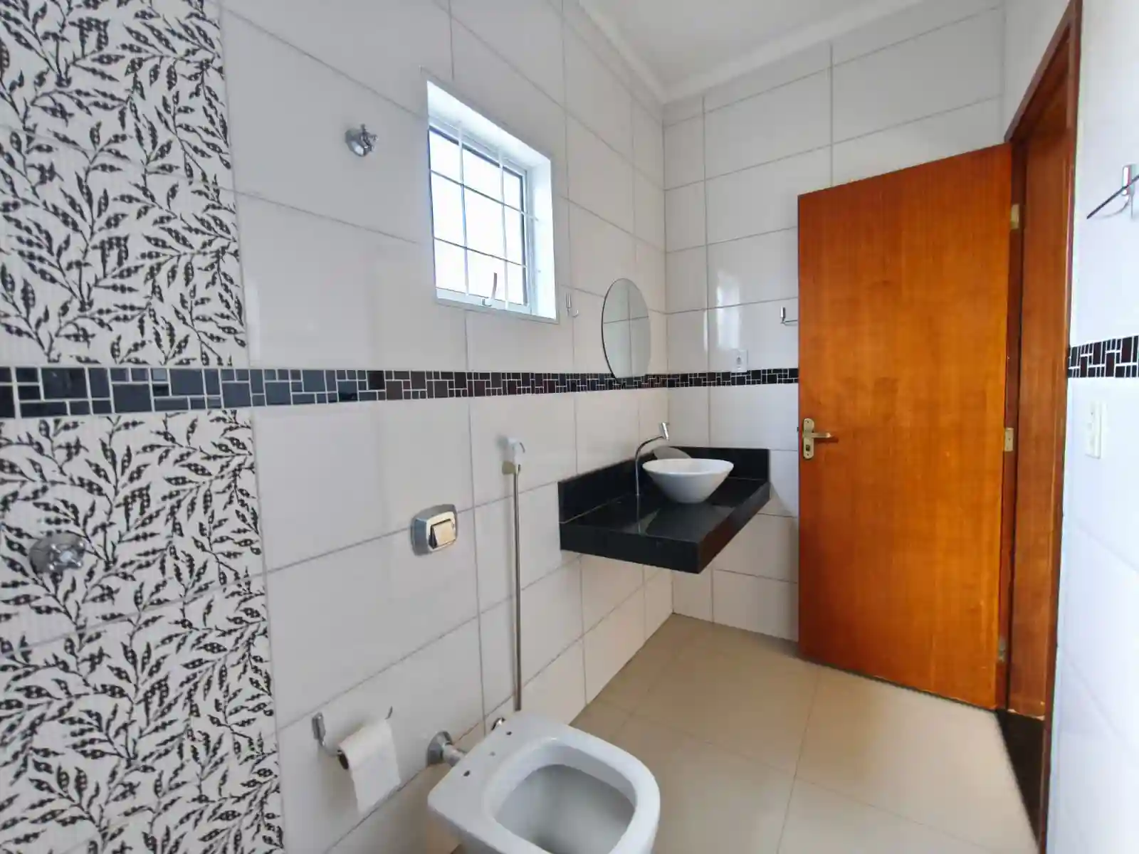 Casa com 3 quartos à venda, 200m² — foto 22 de 25