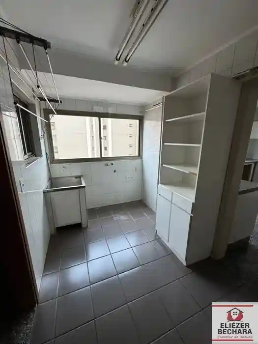 Apartamento com 3 quartos à venda, 230m² — foto 4 de 14