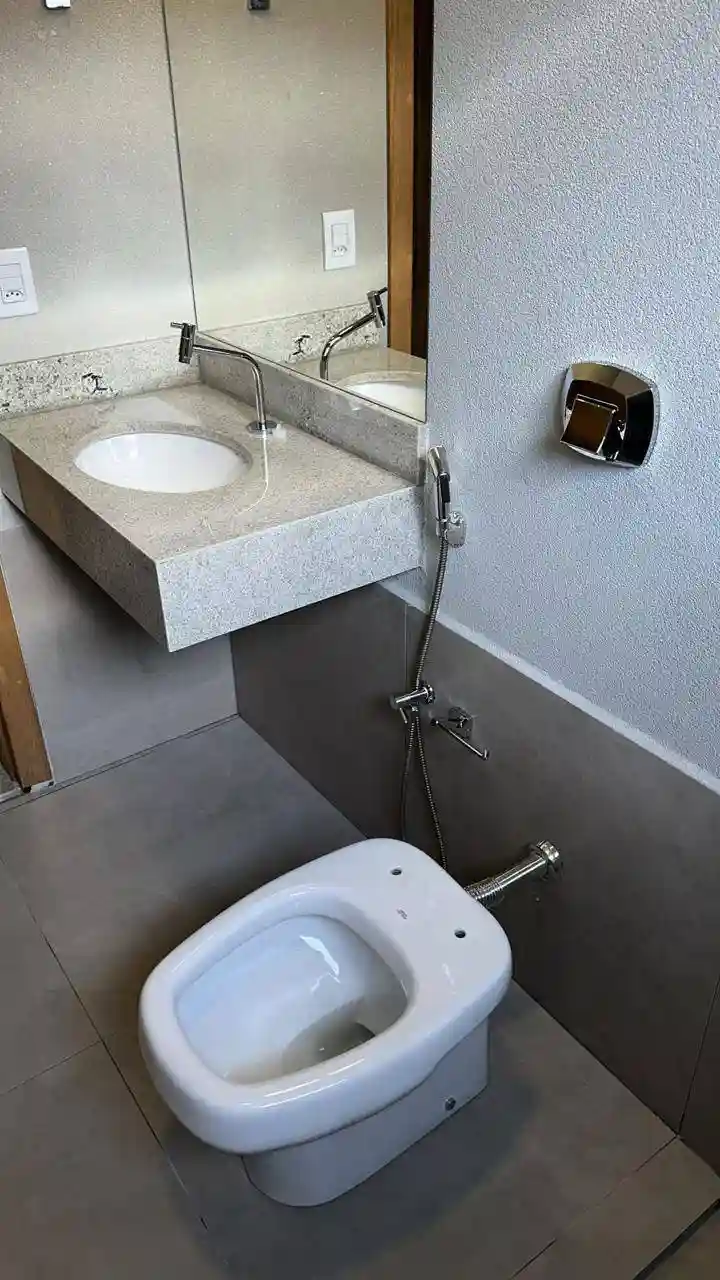 Casa com 3 quartos à venda, 200m² — foto 8 de 15