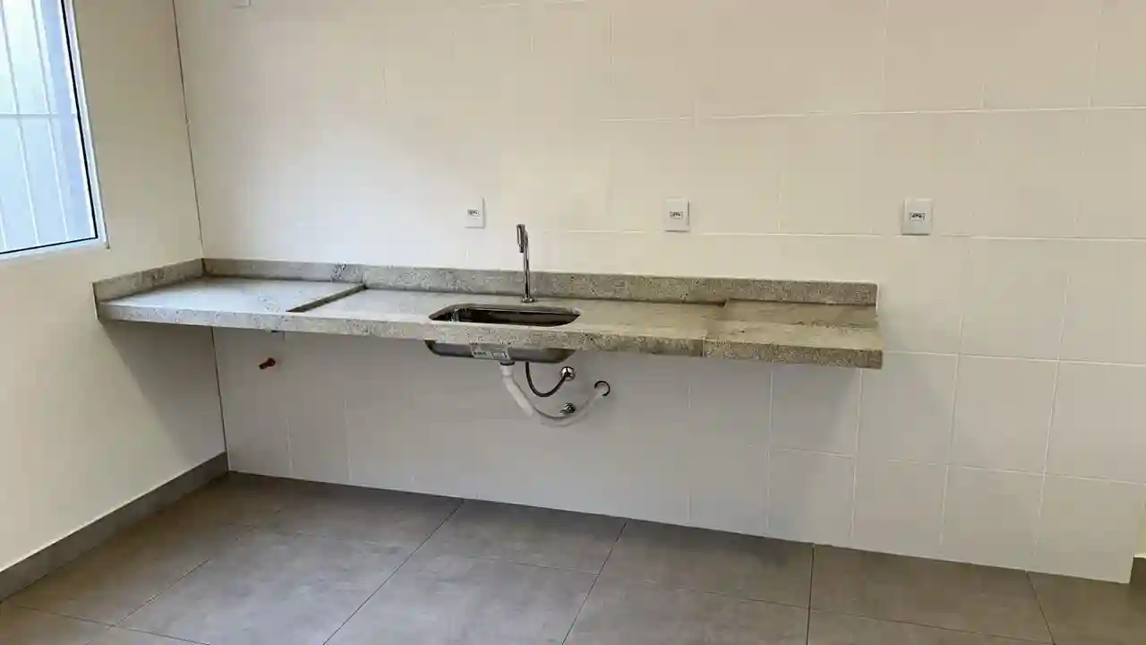 Casa com 3 quartos à venda, 200m² — foto 11 de 15