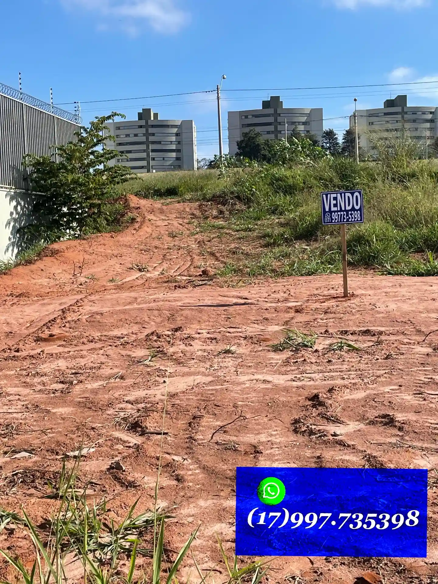 Terreno / Lote / Condomínio à venda, 365m² — foto 1 de 8