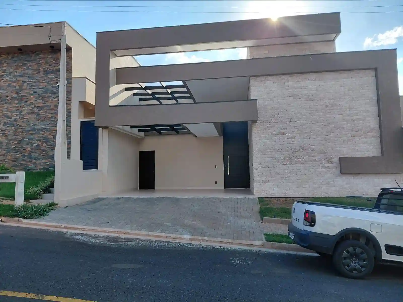 Casa de Condomínio com 3 quartos à venda, 1802m² — foto 2 de 53