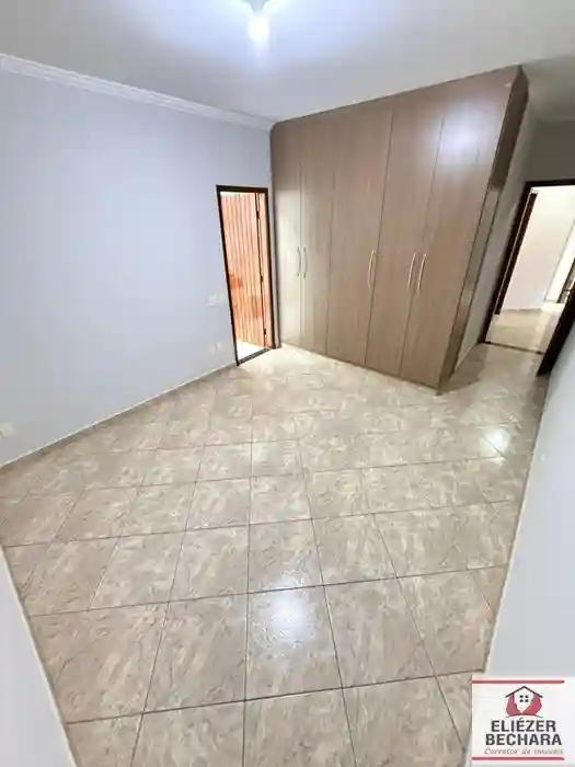 Casa com 3 quartos à venda, 222m² — foto 12 de 27