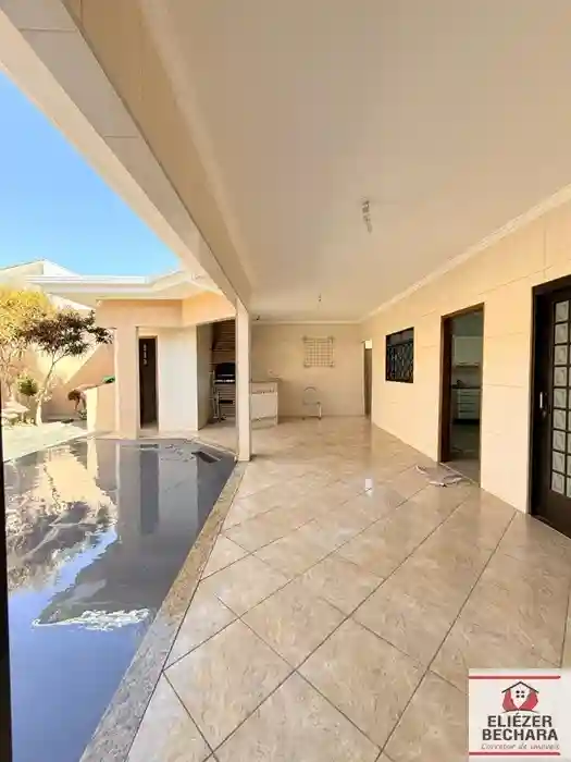 Casa com 3 quartos à venda, 222m² — foto 9 de 27