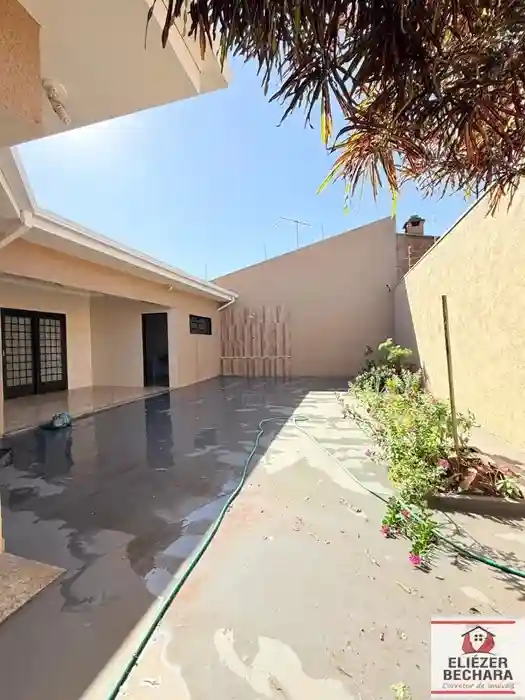 Casa com 3 quartos à venda, 222m² — foto 7 de 27