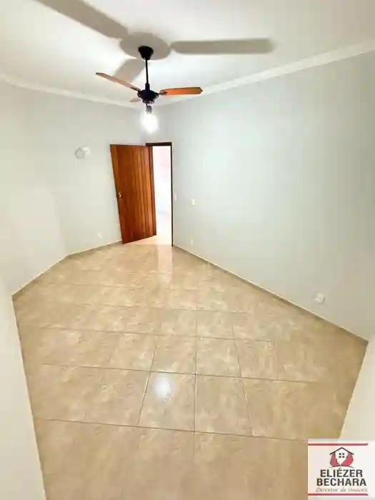 Casa com 3 quartos à venda, 222m² — foto 21 de 27