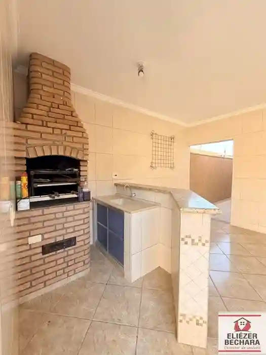 Casa com 3 quartos à venda, 222m² — foto 11 de 27
