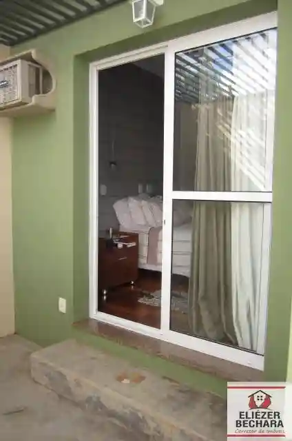 Casa com 3 quartos à venda, 240m² — foto 21 de 29