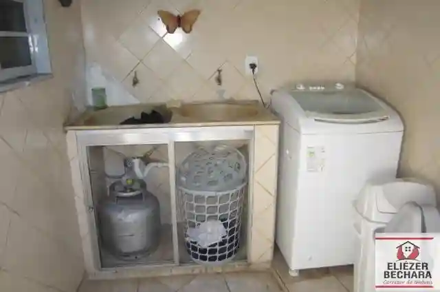 Casa com 3 quartos à venda, 240m² — foto 14 de 29