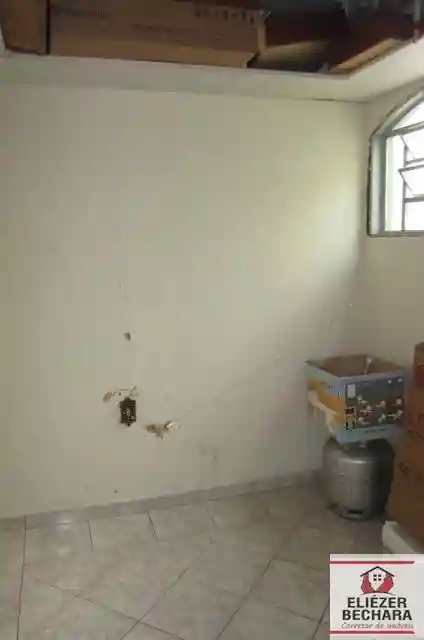 Casa com 3 quartos à venda, 240m² — foto 20 de 29