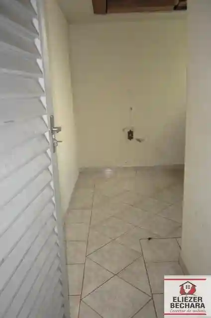 Casa com 3 quartos à venda, 240m² — foto 4 de 29