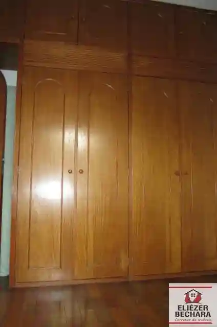 Casa com 3 quartos à venda, 240m² — foto 25 de 29