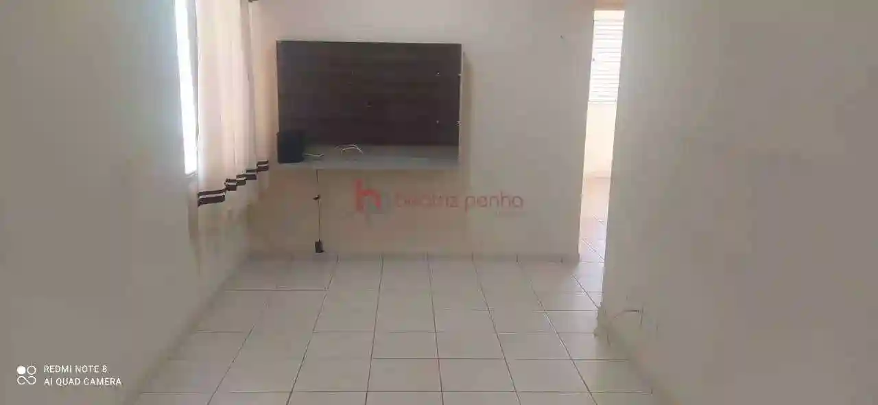Apartamento com 3 quartos para aluguel, 80m² — foto 3 de 17
