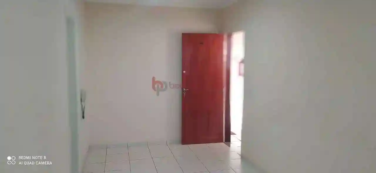 Apartamento com 3 quartos para aluguel, 80m² — foto 2 de 17