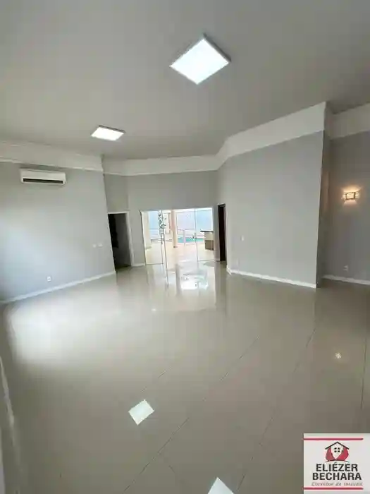 Casa de Condomínio com 3 quartos à venda, 300m² — foto 3 de 28