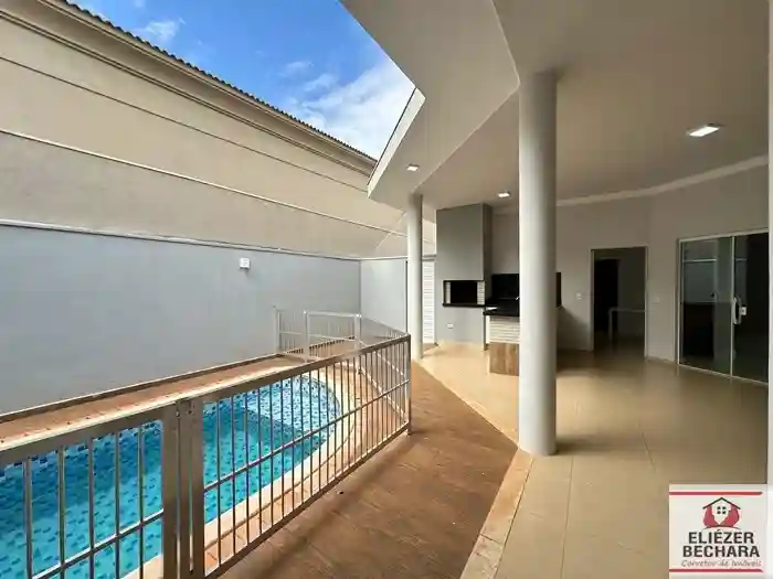 Casa de Condomínio com 3 quartos à venda, 300m² — foto 13 de 28