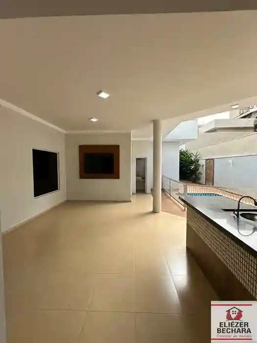 Casa de Condomínio com 3 quartos à venda, 300m² — foto 15 de 28