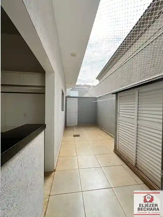 Casa de Condomínio com 3 quartos à venda, 300m² — foto 19 de 28