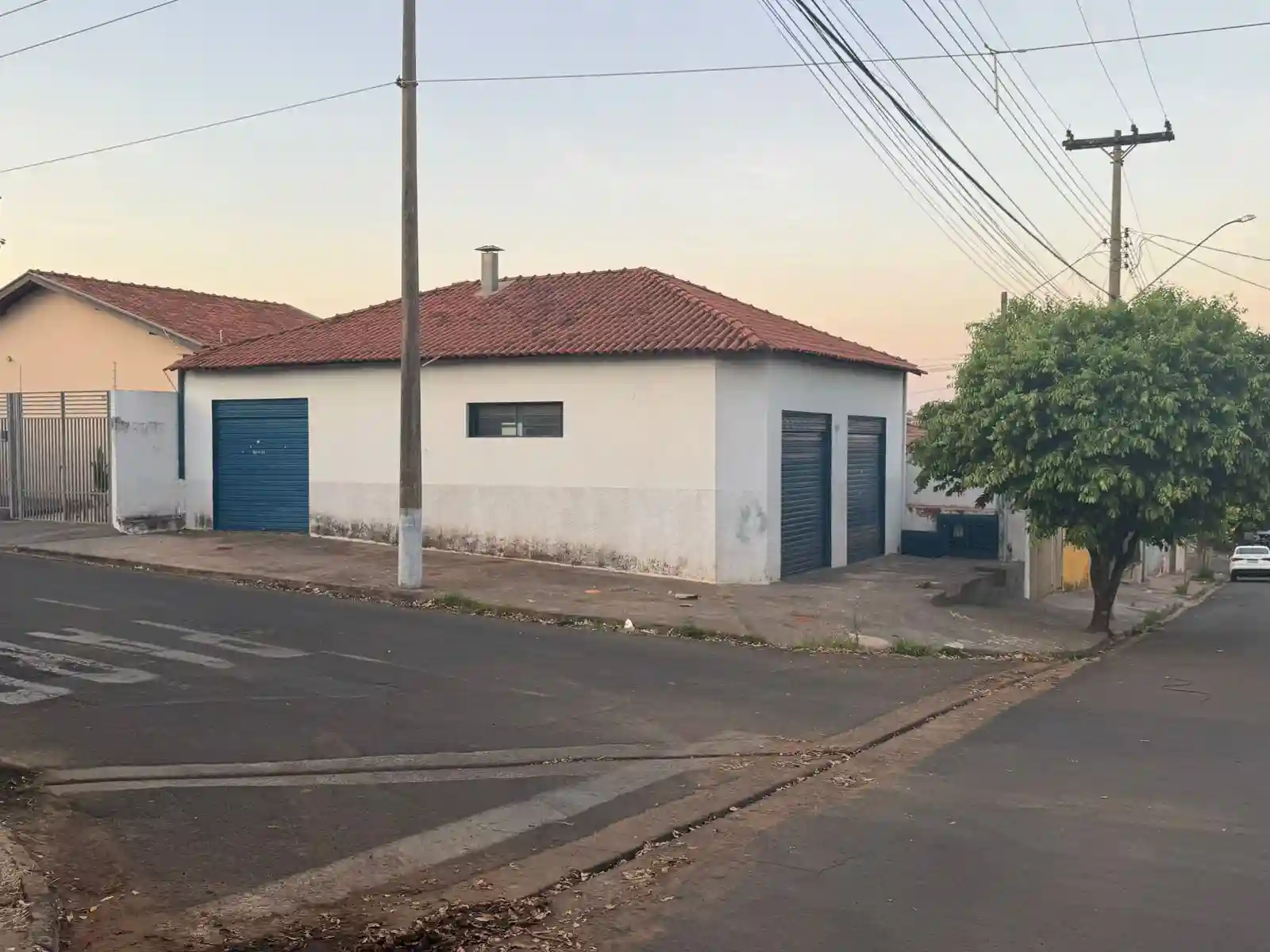 Conjunto Comercial / Sala  à venda, 105m² — foto 1 de 8