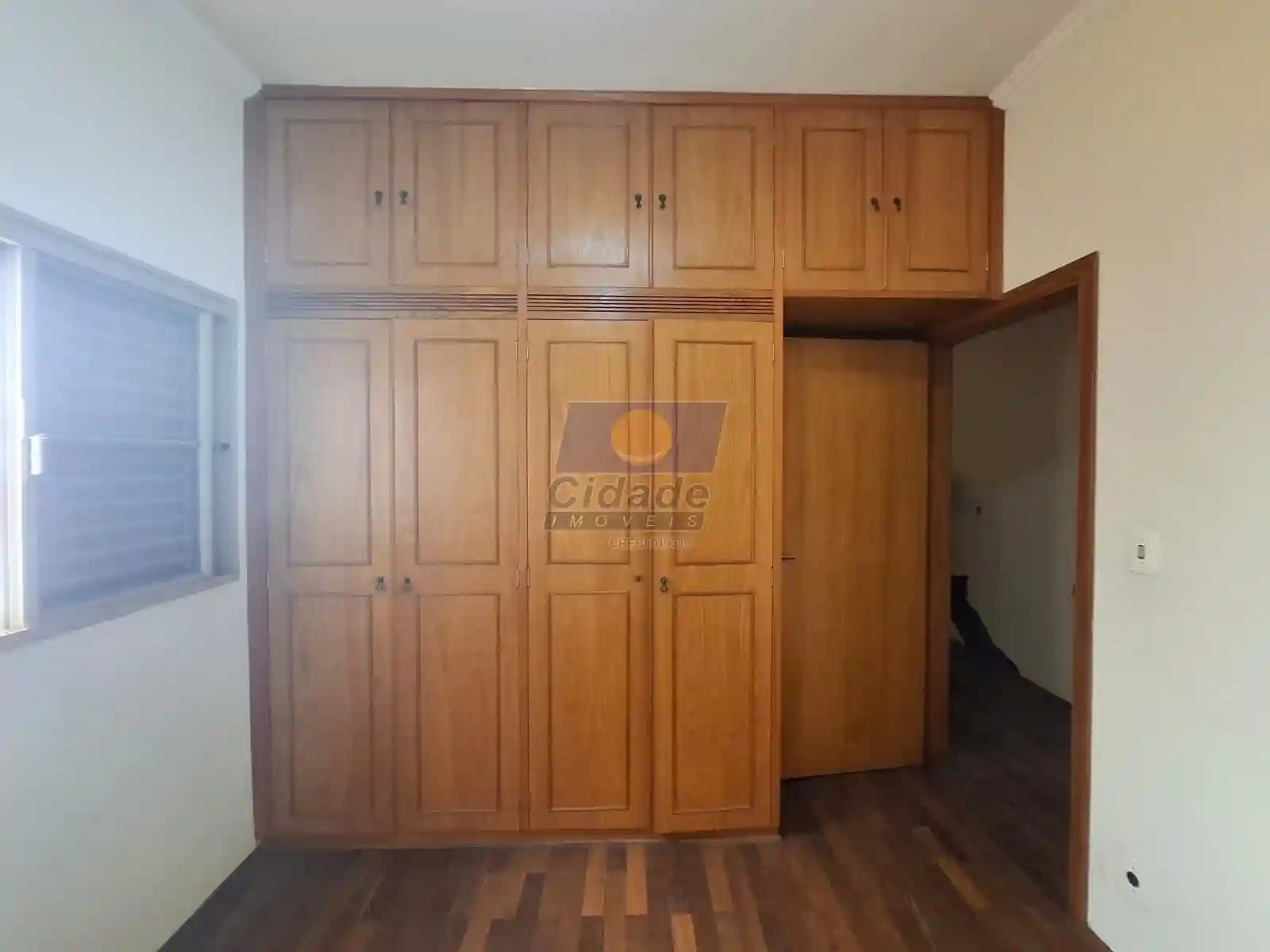 Casa com 4 quartos à venda, 423m² — foto 10 de 19