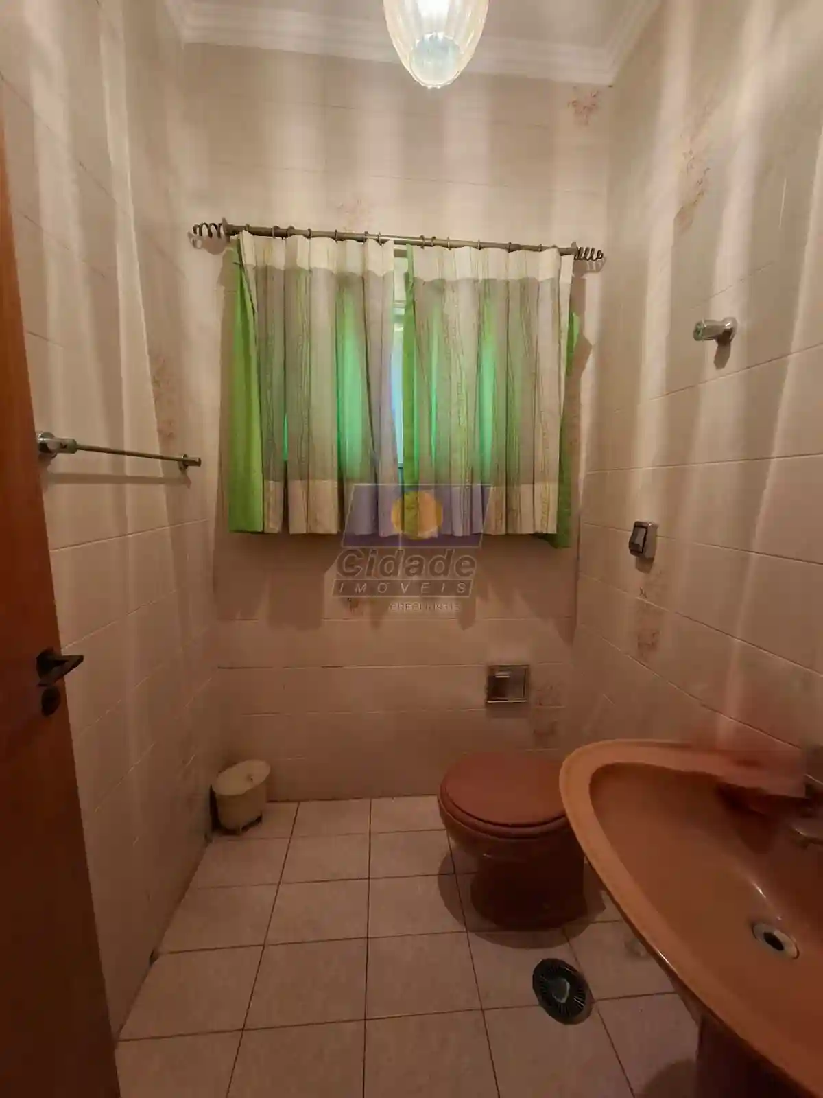 Casa com 4 quartos à venda, 423m² — foto 16 de 19