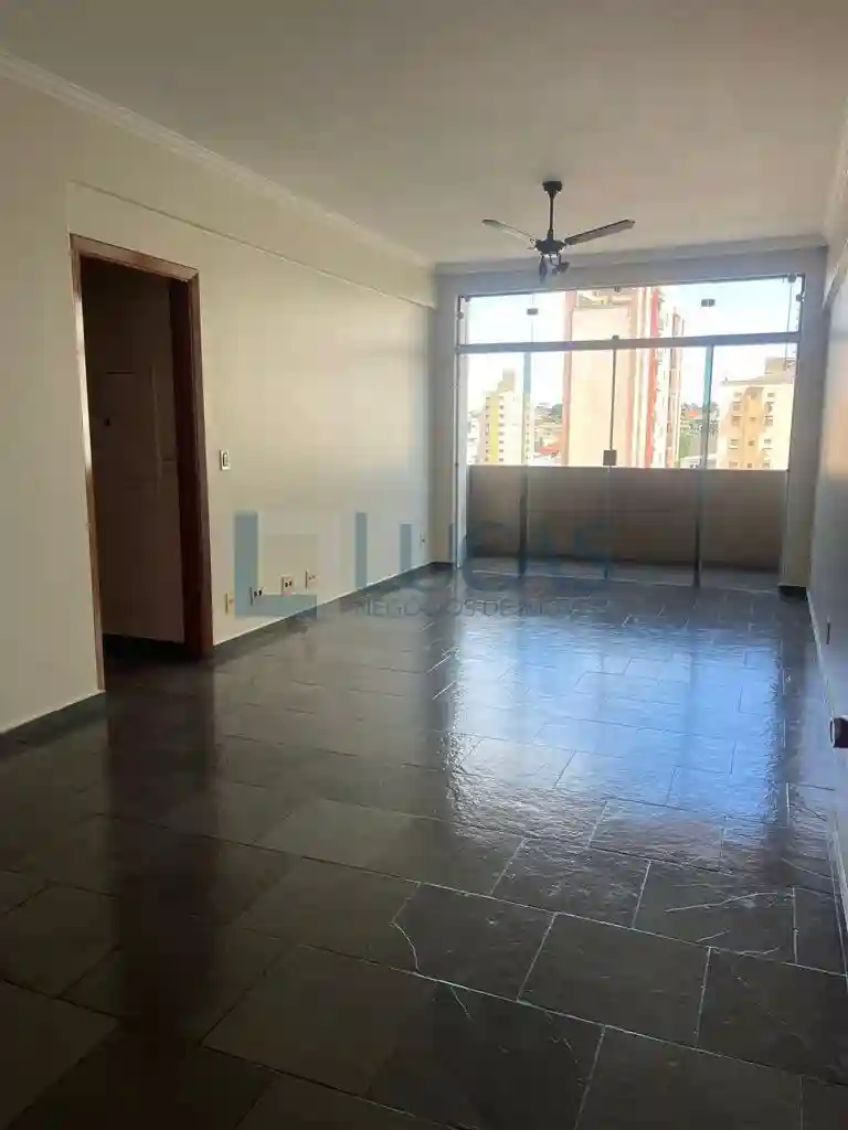 Apartamento com 3 quartos à venda, 110m² — foto 4 de 17